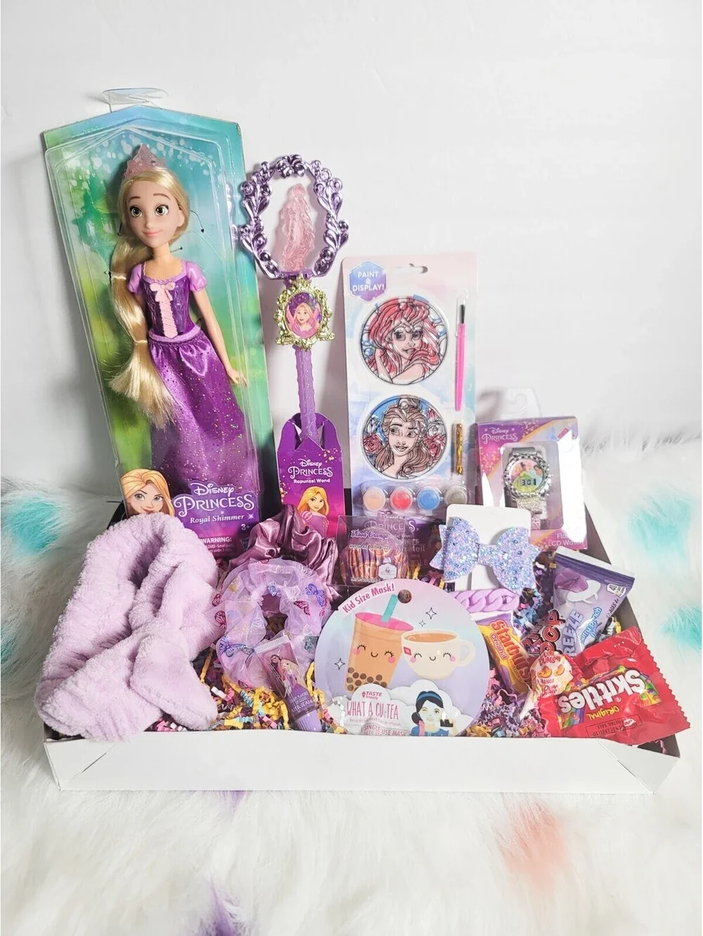 Disney Princess Girls Gift Box with Rapunzel Doll gift box